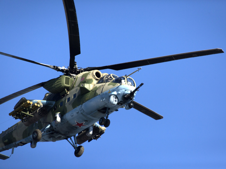 Майор Лапин: ВС РФ успешно уничтожают позиции ВСУ авиабомбами и беспилотниками