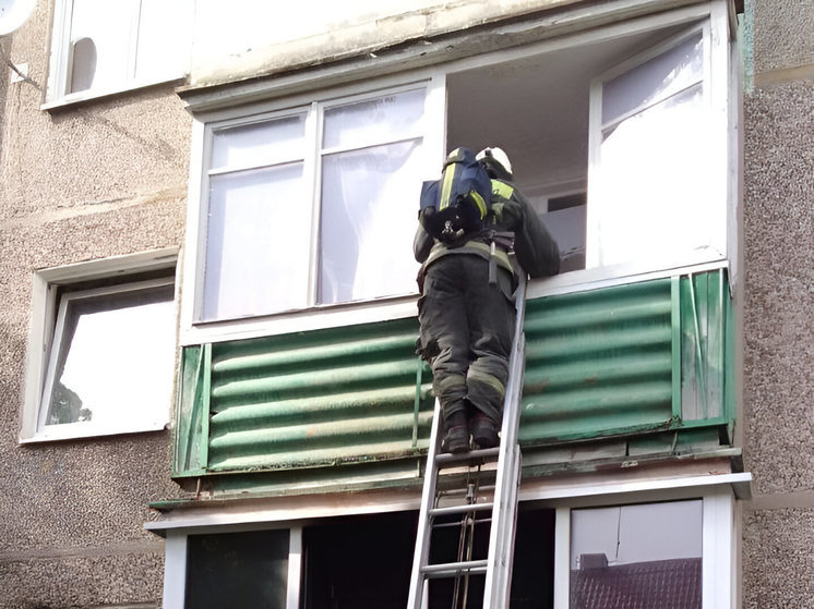 В Калининграде из пожара спасли троих человек