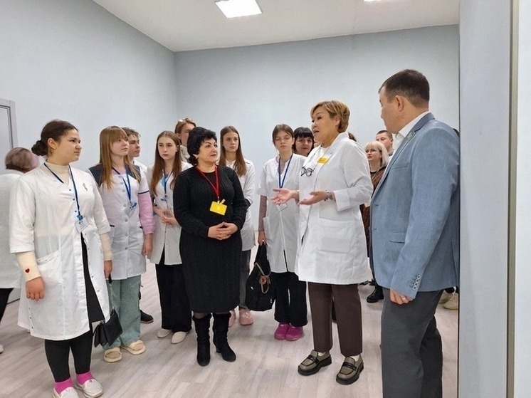 Специалисты-медики  Калмыкии оказывают помощь коллегам из Антрацита