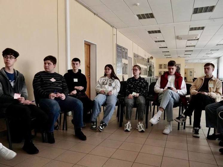 Молодежный парламент Серпухова провел собрание
