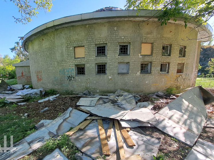 Старое здание Донецкого планетария уничтожено огнем