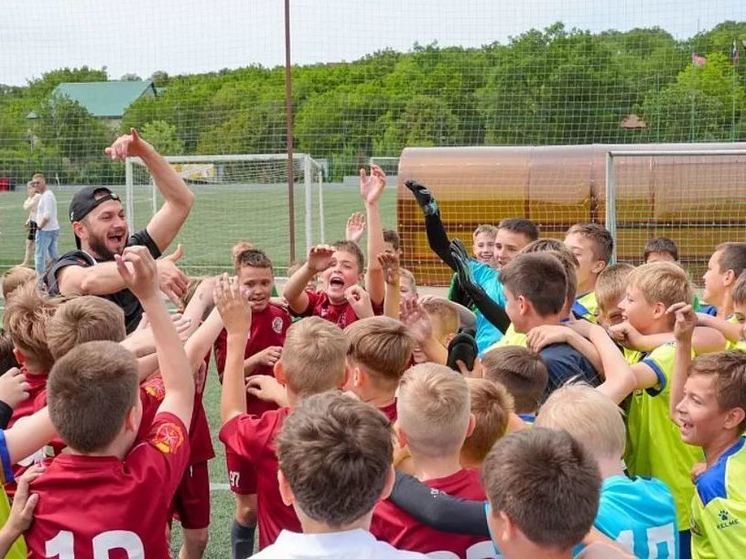 Юные футболисты Тулы выиграли Всероссийский турнир в Новороссийске