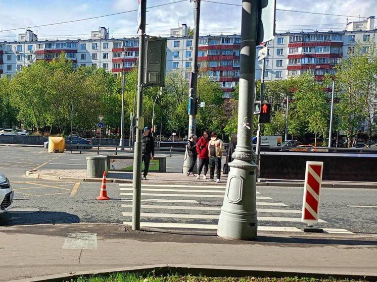Доставщик на велосипеде сбил ребенка в Москве