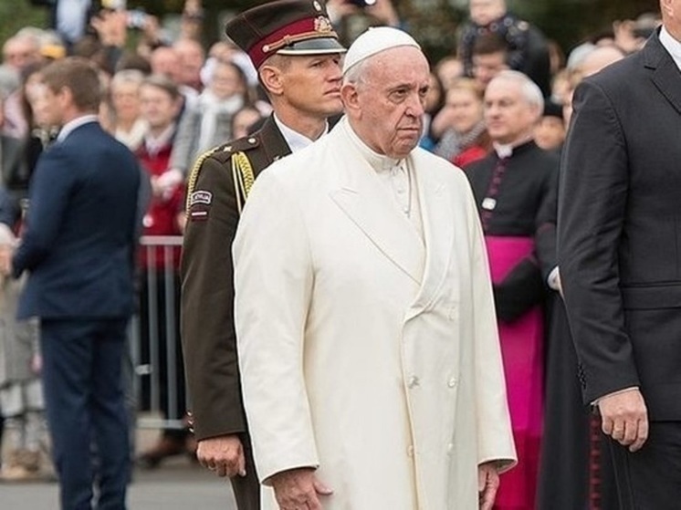 Президент Швейцарии пригласила на конференцию по Украине папу Римского Франциска