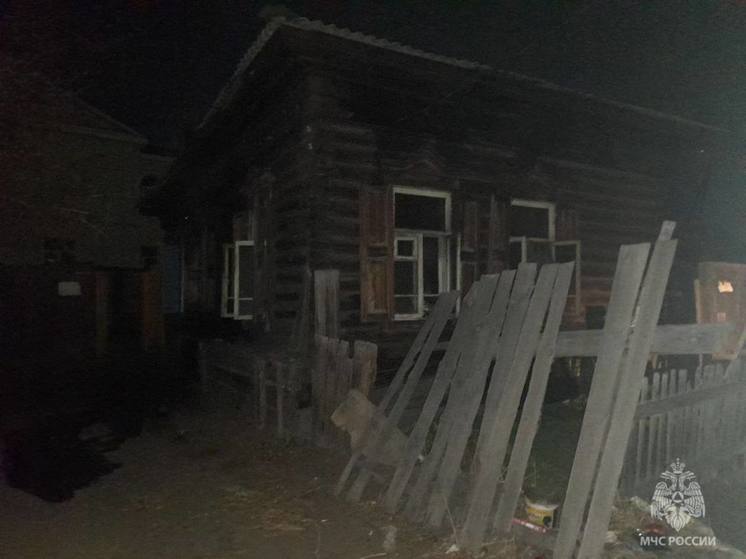 В центре Улан-Удэ на пожаре пострадал 47-летний мужчина