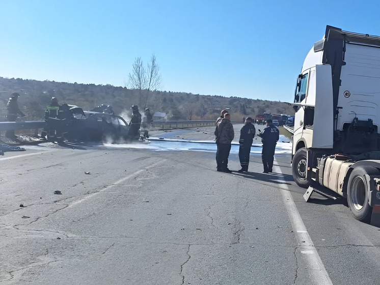 На дорогах Хакасии погиб водитель в загоревшейся машине