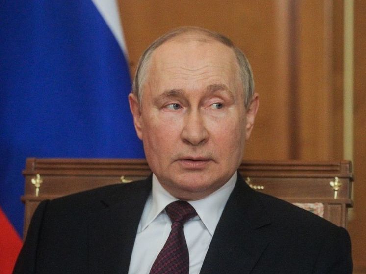 Владимир Путин проведет встречу с уходящим в отставку правительством РФ