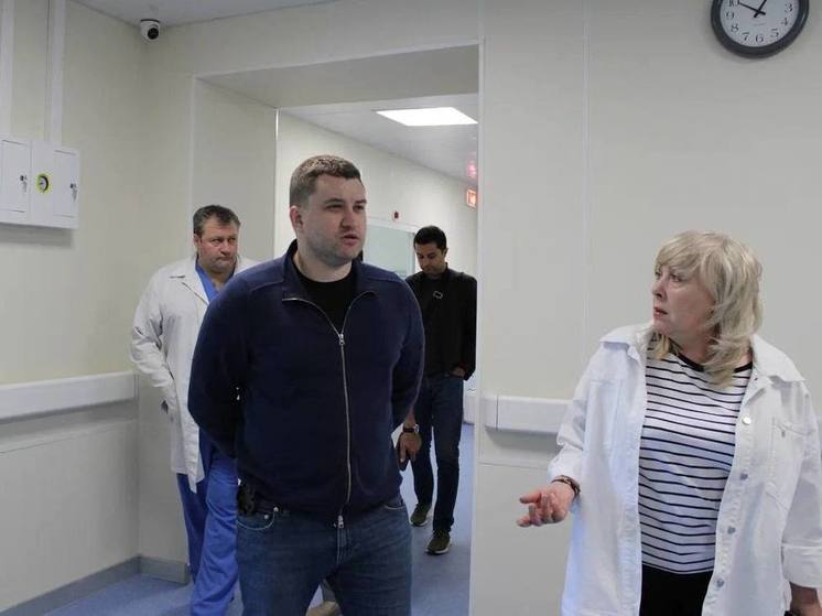 Депутат Госдумы Артём Бичаев высоко оценил ремонт Мелитопольского областного онкодиспансера