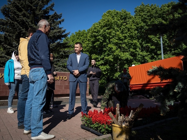 Мэр Куцак: ко Дню Победы в Курске высадят цветочные композиции