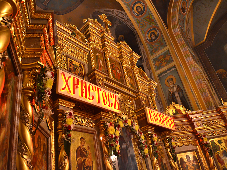 В Свято-Троицком кафедральном соборе Перми прошло пасхальное богослужение