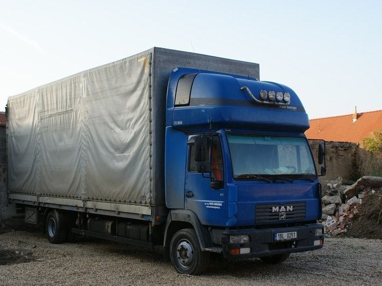 Украинские водители в международных рейсах бросают грузовики и сбегают
