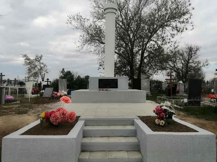 Вандалы осквернили память павших, украв саженцы с мемориала в Новоузенске