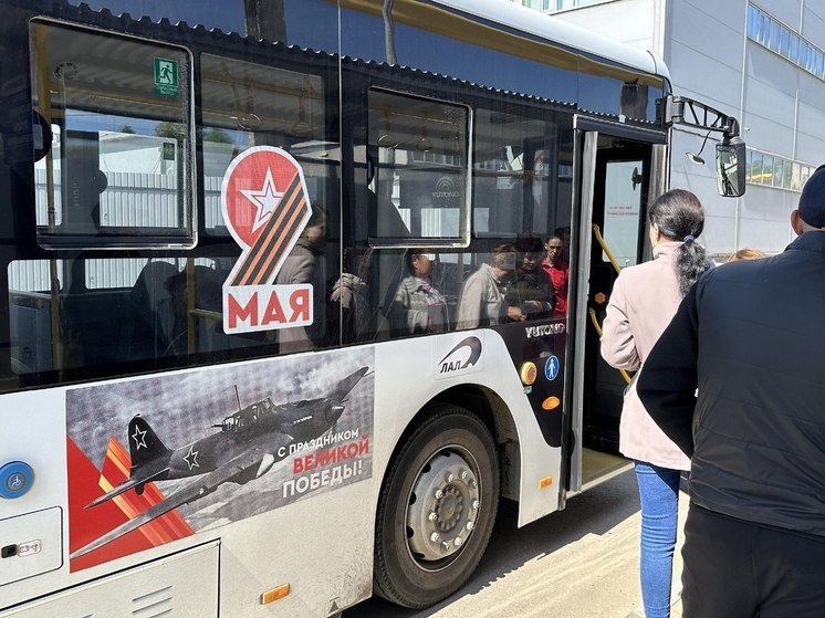 В липецких автобусах зазвучали военные песни