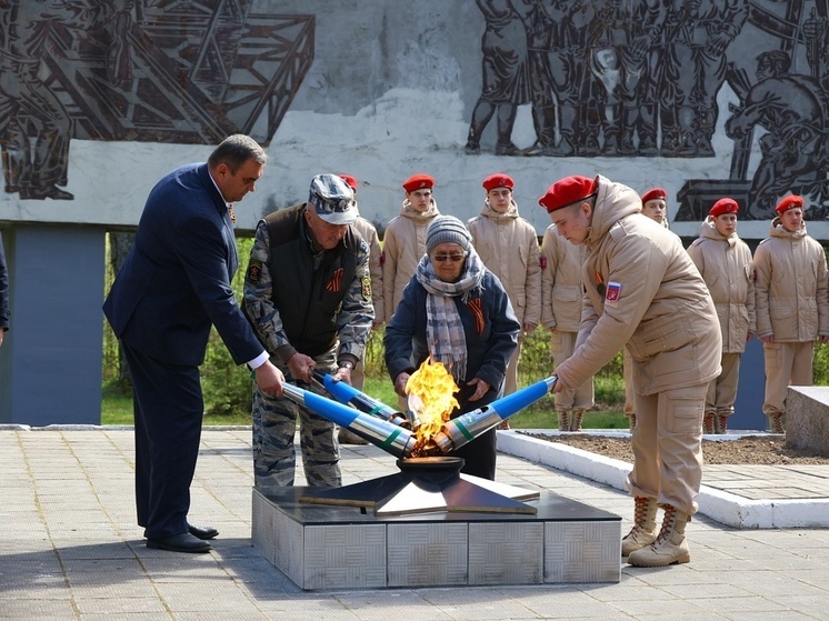 Губернатор Новгородской области принял участие в акции, приехав к мемориалу в Демянске