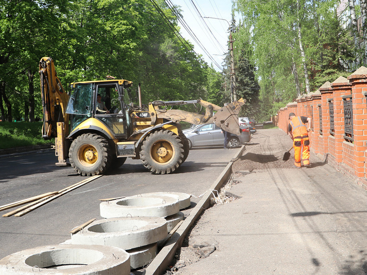 В Курске ремонт дорожно-уличной сети выполнен на 10 процентов