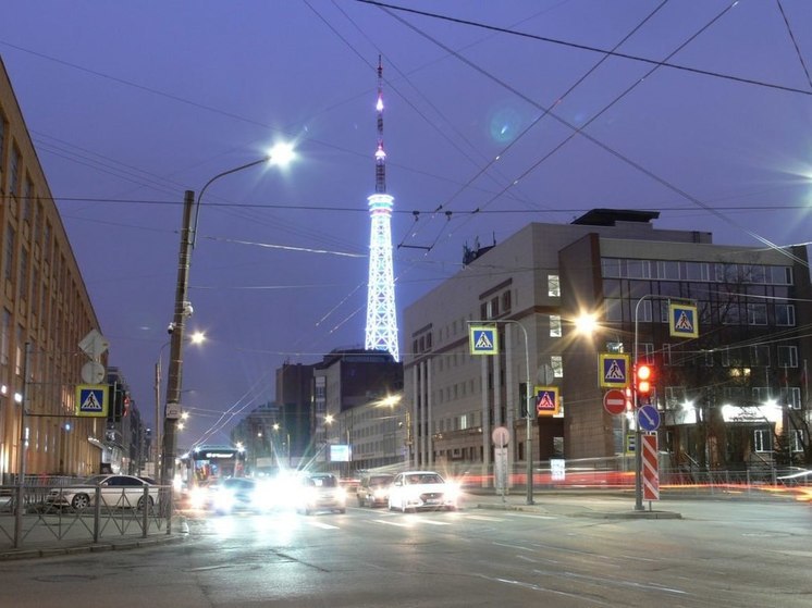 Новая подсветка украсит телебашню Петербурга салютами и георгиевской лентой 9 мая