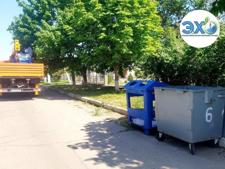 В Скадовском районе внедряют контейнеры для раздельного сбора мусора