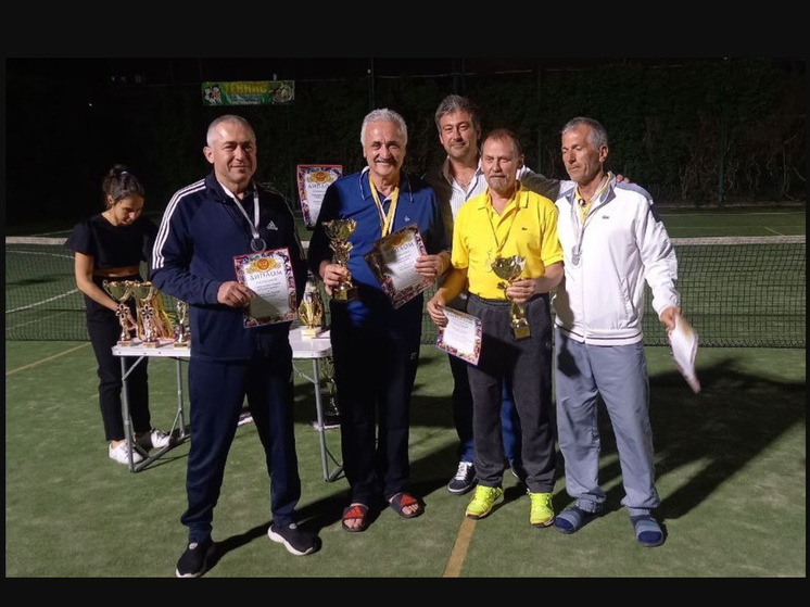 Дагестанские теннисисты добиваются успеха на турнире в Прохладном