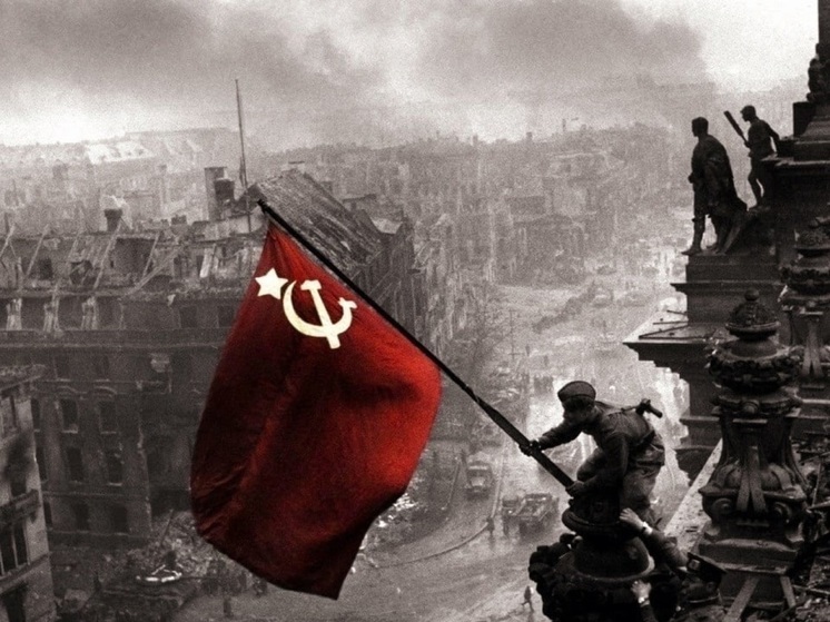 Десять сталинских ударов напомнили полисмены в НАО