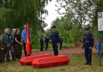В мае, накануне празднования Дня Победы, в Новгородской области традиционно проходят церемонии захоронений павших советских солдат, погибших во время Великой Отечественной войны
