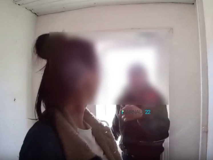 Соцсети: в Барнауле подозрительный мужчина пристает к женщинам и детям