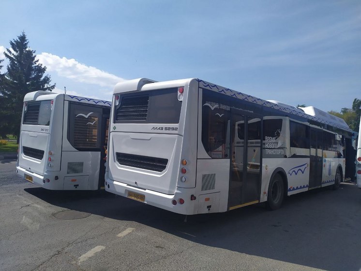 Жители Саратова и пригорода получили обновленный автобусный парк