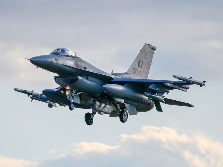 Депутат Ивлев: F-16 — неплохая машина, но уступает российским истребителям в боевых возможностях