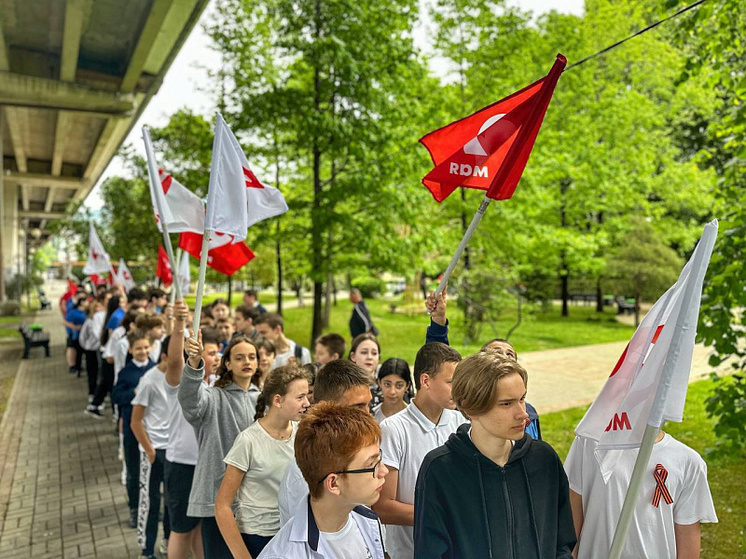 Сочинские школьники пробежали 3 км в честь Дня Победы