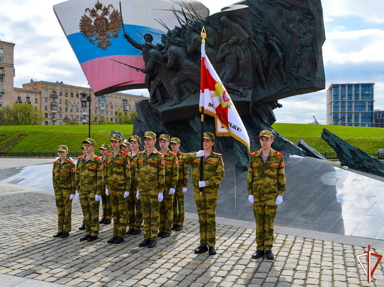 Учащиеся подшефного класса Росгвардии школы № 19 г. Йошкар-Олы заняли призовые места на X Военно-патриотическом слёте «Москва. Май. Победа!»