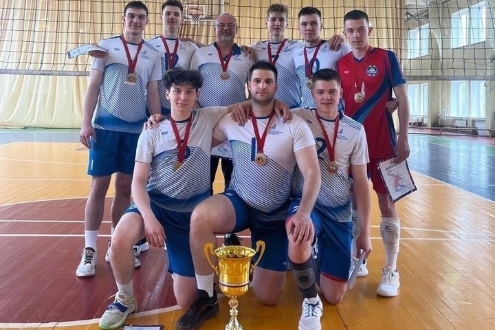 Костромские студенты-волейболисты поедут на IX Всероссийскую летнюю универсиаду