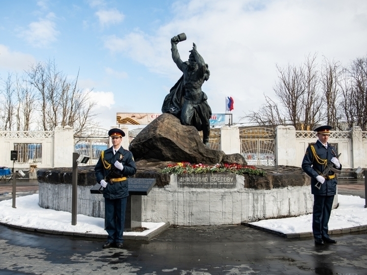 В Мурманске состоялась общегородская акция «Вахта памяти»