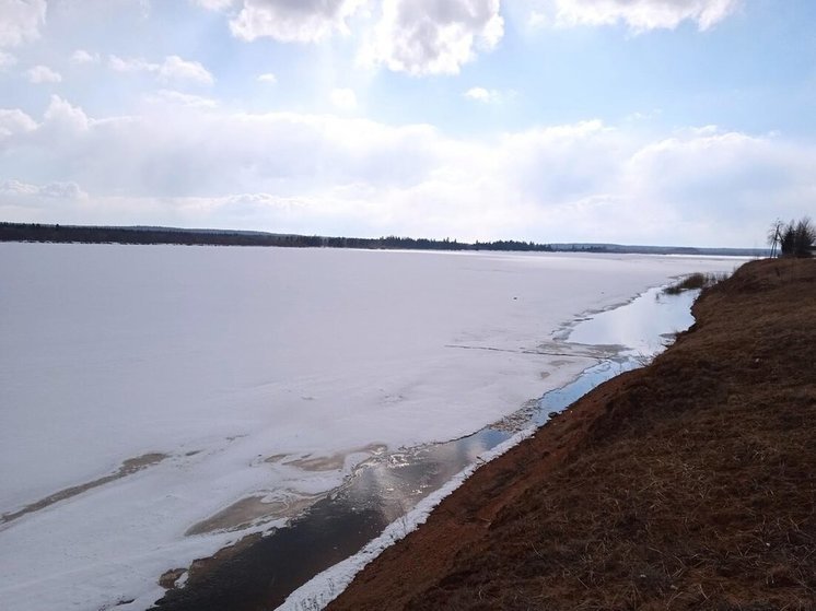 Река Мезень во льдах