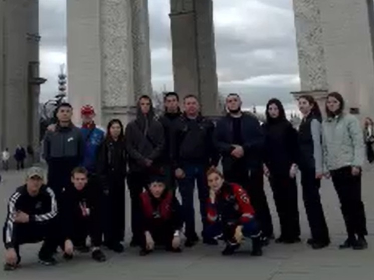 Студенты из Калмыкии поработали волонтерами на выставке «Россия»