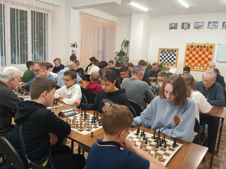 Шахматисты Ессентуков посвятили свои медали Великой Победе