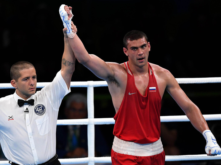 Олимпийский чемпион по боксу Евгений Тищенко заявил о желании попробовать себя в кулачных боях