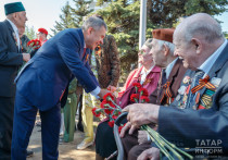 Раис Татарстана Рустам Минниханов поздравил жителей республики с 79-й годовщиной Победы.