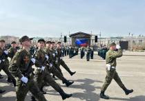 В этом году в параде (0+) ко Дню Победы в Великой Отечественной войне в Чите впервые приняли участие курсанты Военного учебного центра ЗабГУ