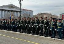 В Чите в параде Победы (0+) в этом году прошли около сотни участников специальной военной операции по защите Донбасса