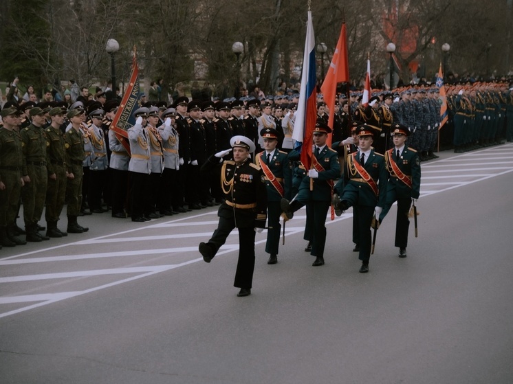 Парад Победы в Томске 9 мая 2024 года: онлайн-трансляция