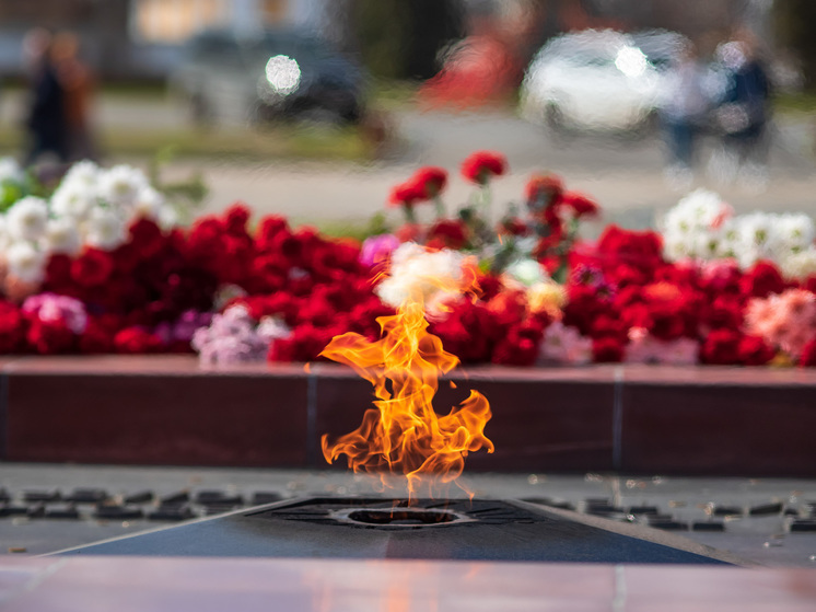 Глава Минздрава Карелии поздравил с Днем Победы без лишних слов