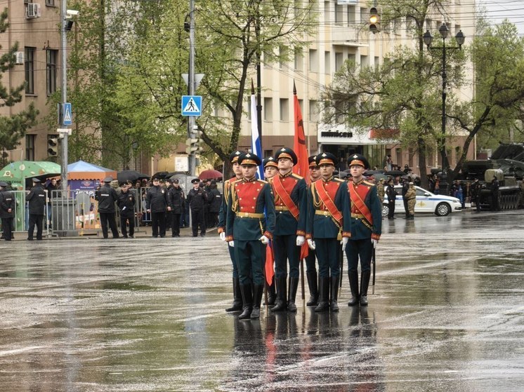 Ветераны СВО впервые участвовали в параде в Хабаровске