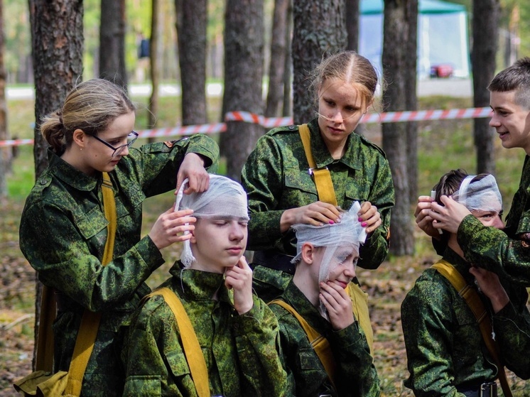 Юные владимирцы готовятся к военной игре "Зарница 2.0"