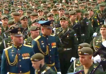 В парадных расчетах по Красной площади пройдут более 9 тысяч военнослужащих, суворовцев, юнармейцев