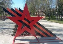 Мэр Барнаула Вячеслав Франк поздравил горожан с Днем Победы 9 мая, его слова передает пресс-служба городской администрации.