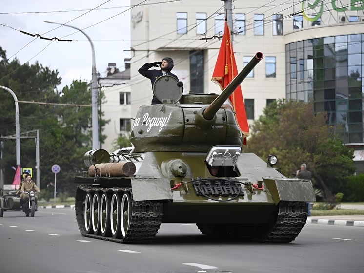В Новороссийске состоялся парад Победы