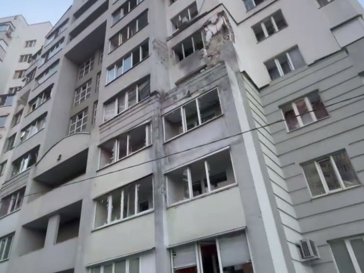 Мэр Белгорода Демидов опубликовал видео ликвидации последствий атаки со стороны ВСУ