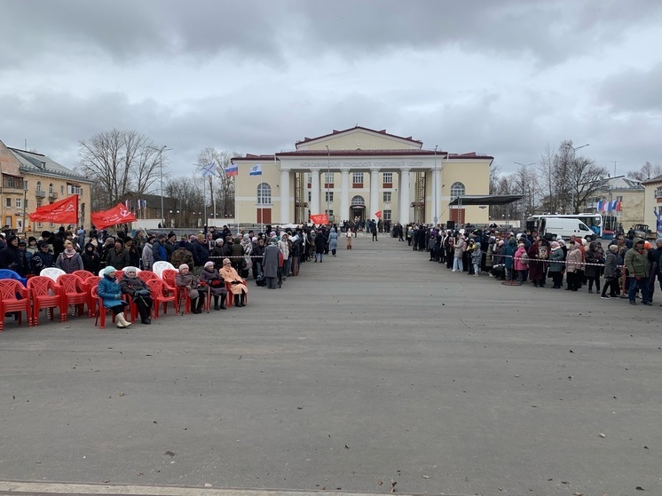 В Новодвинске зажгли Огонь Памяти в честь 79-ой годовщины со Дня Великой Победы