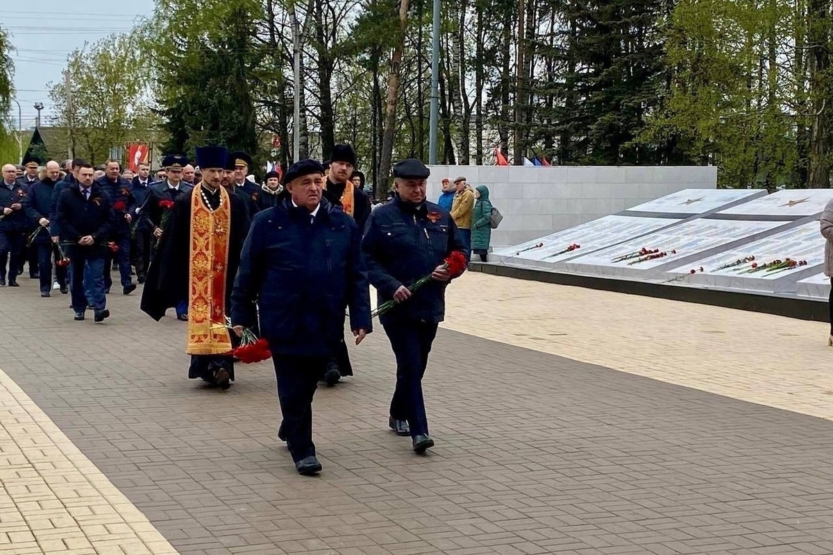 Костромичи у «Вечного огня» отдают дань памяти павшим солдатам Великой Отечественной