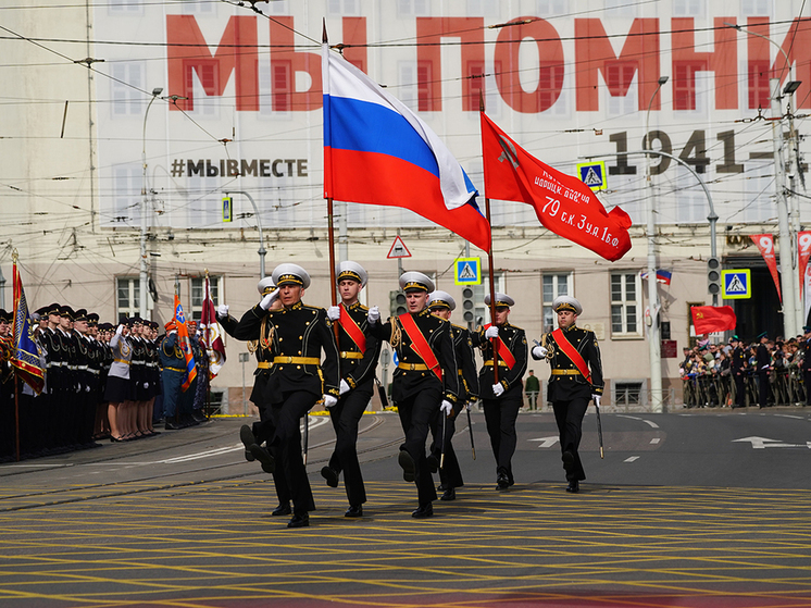 В Калининграде прошел военный парад в честь Дня Победы