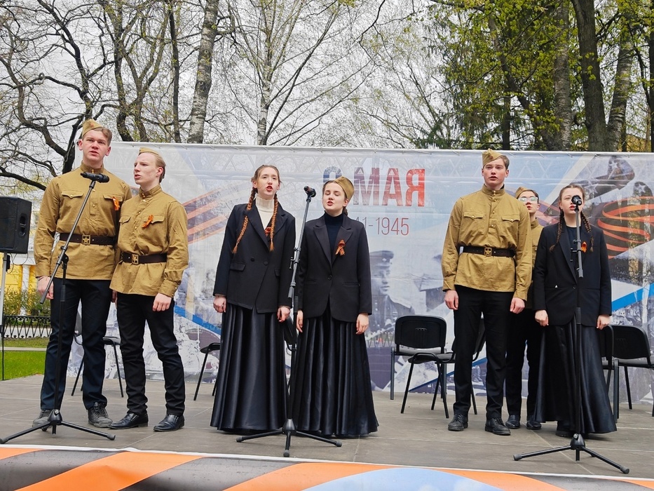 Фестиваль «Была весна, была Победа»: самые яркие кадры мероприятия в Вологде